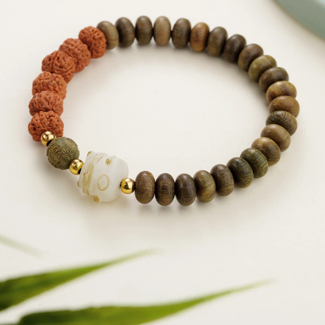 Green Sandalwood Rudraksha Bracelet, Wooden Prayer Bead Birthday Gift
