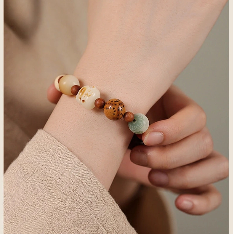 Fortune Eighteen Seeds Duobao Bodhi Charred Cat Paw Bracelet, Unisex Valentine Gift