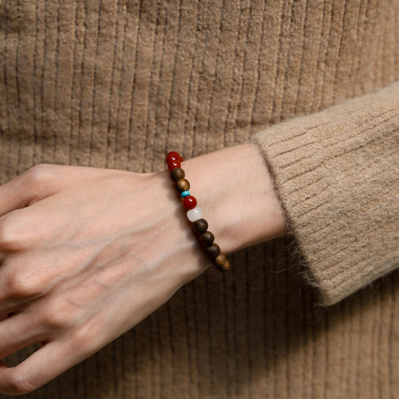 Auspicious Calming Nanhong Agate White Chalcedony Turquoise Agarwood Bracelet | Unisex Valentine Gift